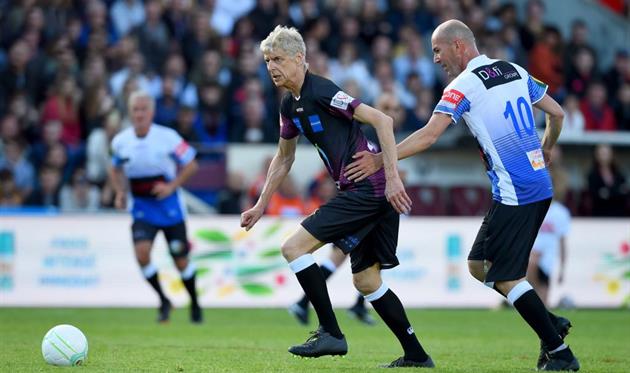 Зидан (справа) и Арсен Венгер