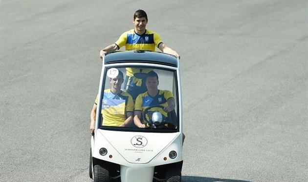 Малиновский (сверху) со Шведом и Коноплянкой, УАФ