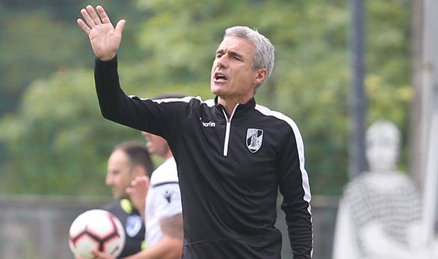 Жозе Каштру, vitoriasc.pt