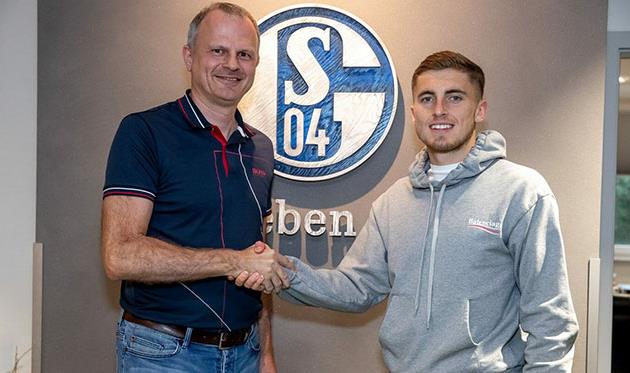 Джонджо Кенни (справа), schalke04.de