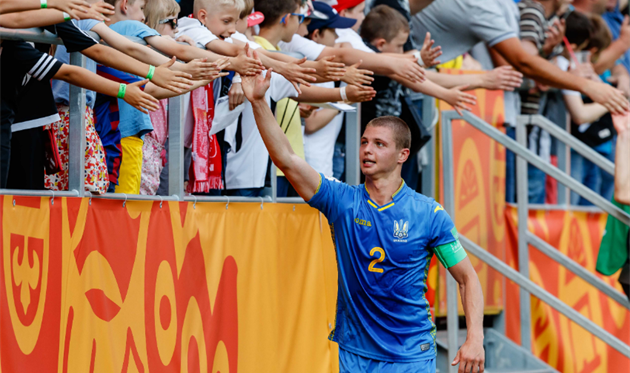 ВАЛЕРИЙ БОНДАРЬ, FIFA.COM