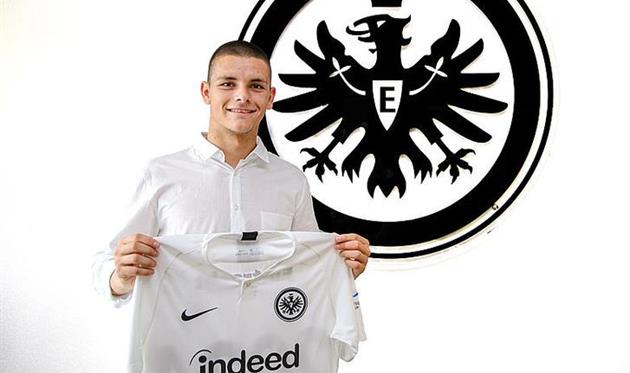 Деян Йовелич, photo Eintracht Frankfurt
