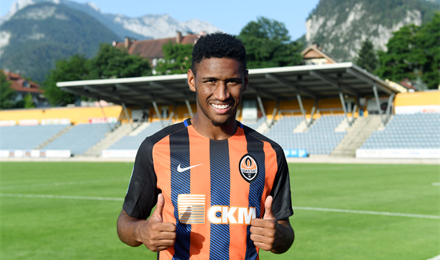 ТЕТЕ, ФК ШАХТЕР