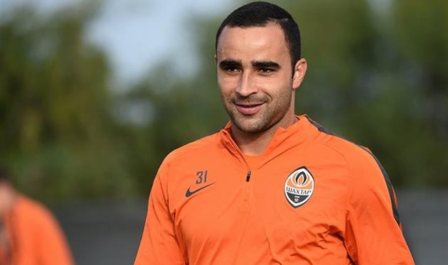 Исмаили, ФК Шахтер