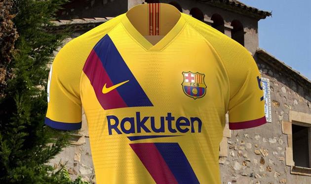 Барселона представила вторую форму — она в честь 40-летия Ла Масии