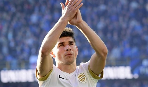 Руслан Малиновский, VOETBALPRIMEUR