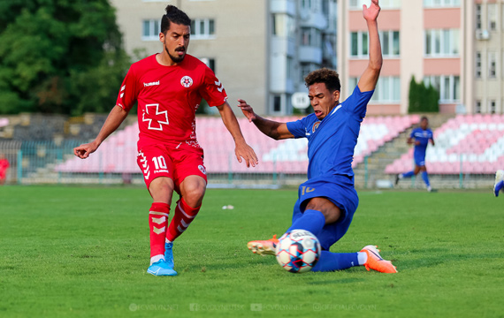 Кожанов в матче со Львовом специально пробил пенальти мимо, потому что нарушения не было