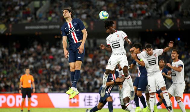 Эдинсон Кавани (слева), getty images