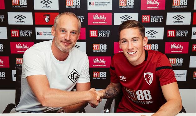 Гарри Уилсон (справа), ФК Борнмут 