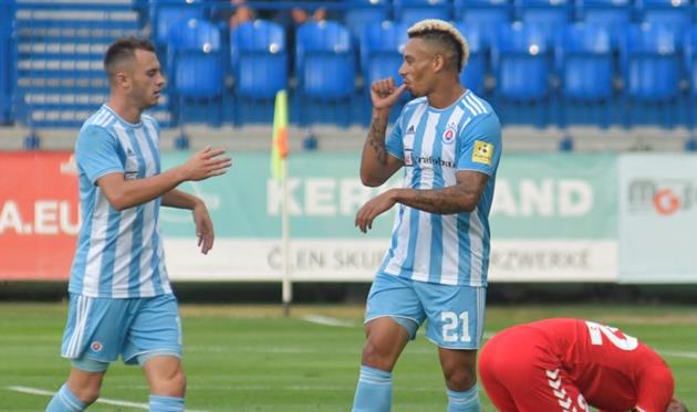 twitter.com/SKSlovan