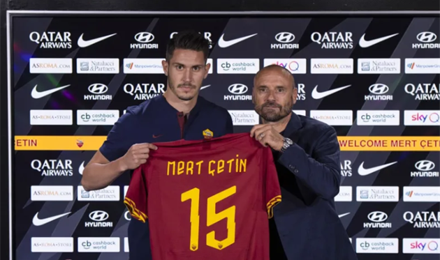 МЕРТ ЧЕТИН (СЛЕВА), ФОТО ФК РОМА