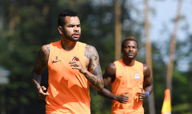 Дентиньо, ФК Шахтер