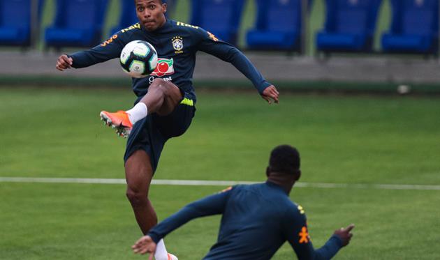 Алекс Сандро, getty images