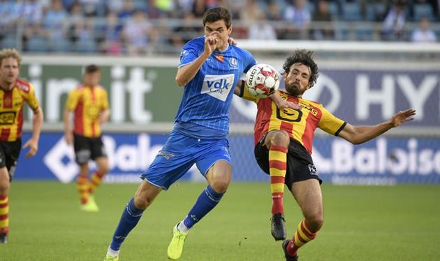 Роман Яремчук (слева), фото ФК Гент