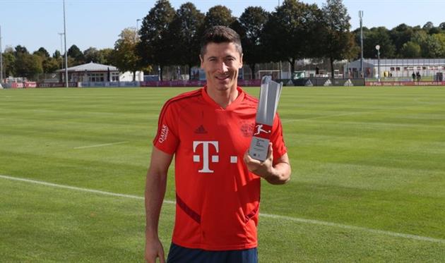 РОБЕРТ ЛЕВАНДОВСКИ, ФОТО БУНДЕСЛИГА