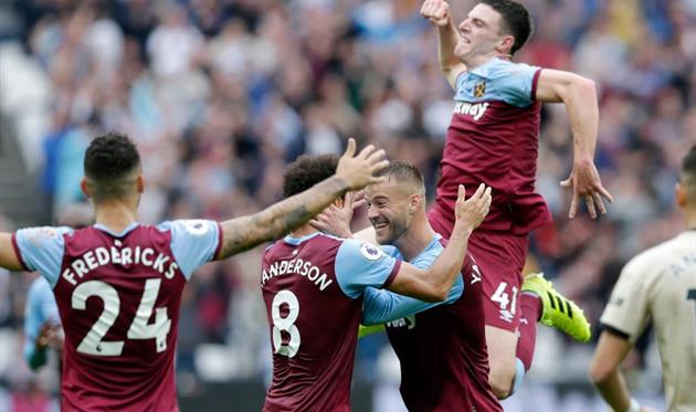 Вест Хэм празднует гол Ярмоленко, getty images