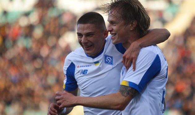 Виталий Миколенко (слева), фото ФК Динамо