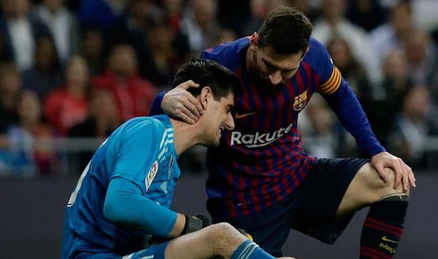 Тибо Куртуа и Лионель Месси, Getty Images