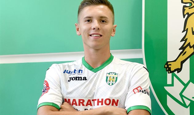 Егор Назарина (слева), фото ФК Карпаты