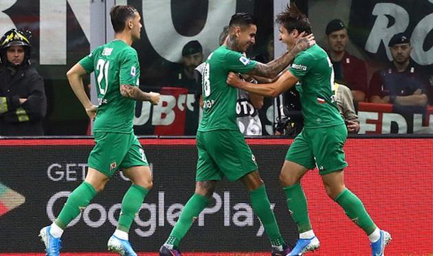 радость игроков фиорентины, getty images