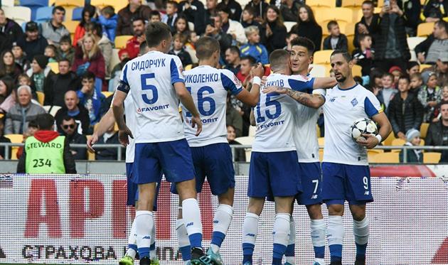Игроки Динамо празднуют гол, фото Динамо