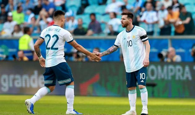 Лаутаро Мартинес и Лионель Месси, Getty Images