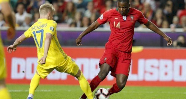 Зинченко в первом матче с Португалией