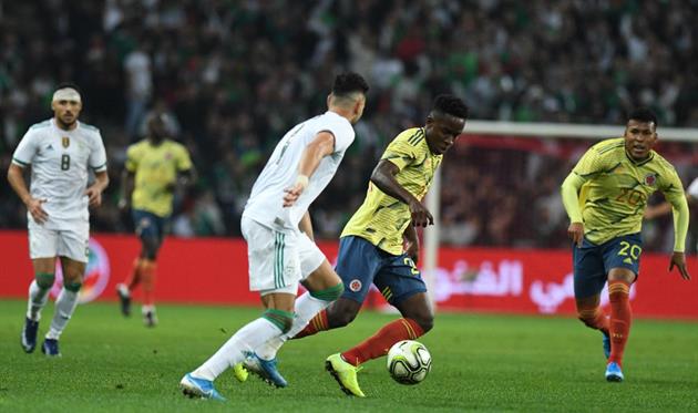 Алжир - Колумбия, twitter.com/FCFSeleccionCol 