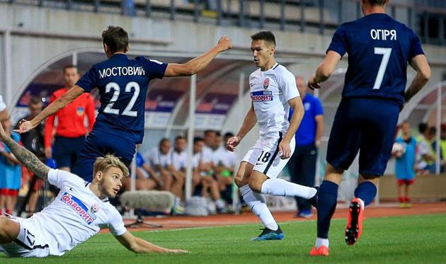 Заря - Десна, фото zarya-lugansk.com