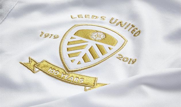 Лидс представил форму к 100-летнему юбилею клуба