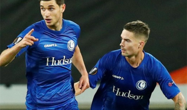 Роман Яремчук (слева), photo KAA Gent