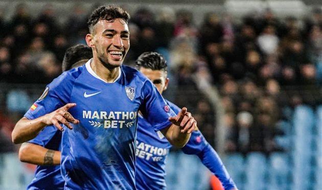 РАДОСТЬ ИГРОКОВ СЕВИЛЬИ, ФОТО ФК СЕВИЛЬЯ