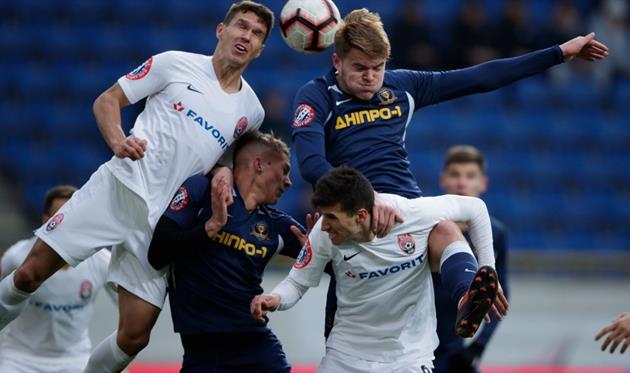 Заря и Днепр-1 сыграют в товарищеском матче