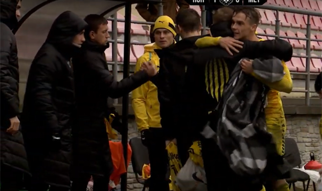 Рух обыграл Металлист 1925, доигрывавший матч вдевятером