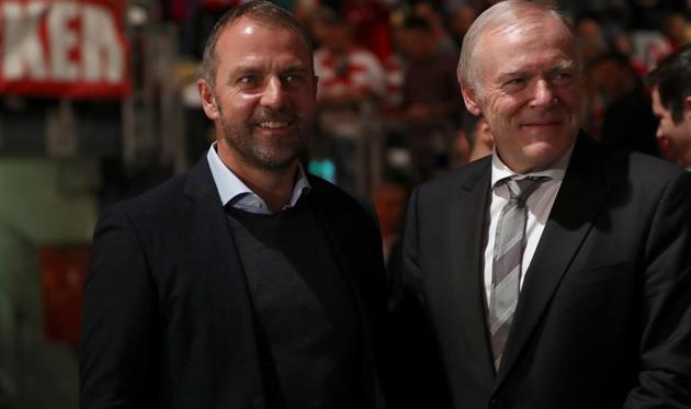 Ханси Флик и его ассистент Херманн Герланд, Getty Images