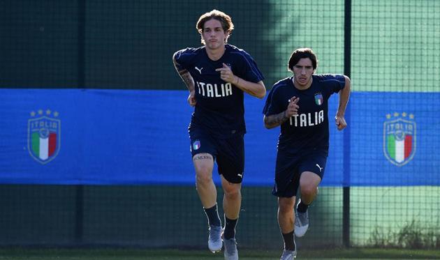 Николо Дзаньоло и Сандро Тонали, Getty Images