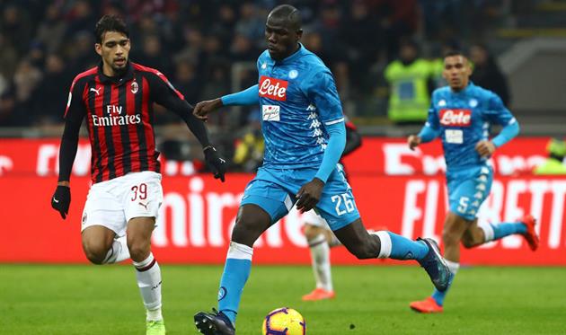 Милан — Наполи: определяем фаворита противостояния