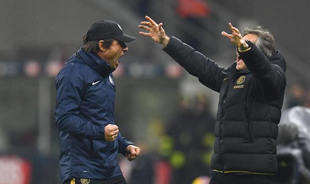 Антонио Конте (слева), фото ФК Интер