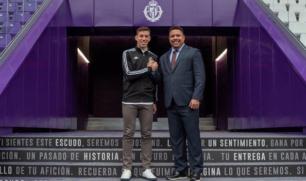 Рубен Алькарас и президент Вальядолида легендарный Роналдо, Getty Images