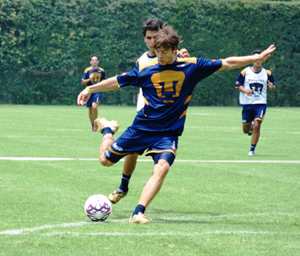 Эстебан Солари, фото pumasunam.com.mx