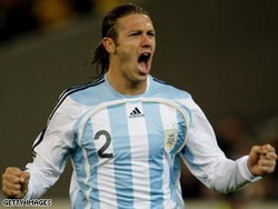 Мартин Демикелис