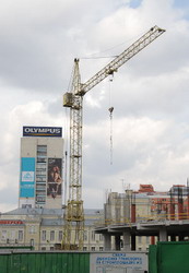 Демонтаж ТЦ Троицкий уже начался