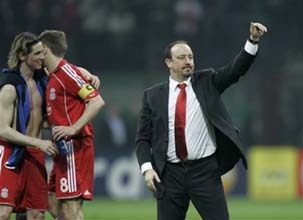 Не хватает только девушки :)