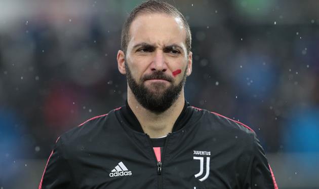 ГОНСАЛО ИГУАИН ВНЕС ВКЛАД В ПОКАЗАТЕЛЬ И ЮВЕНТУСА, И НАПОЛИ, GETTY IMAGES