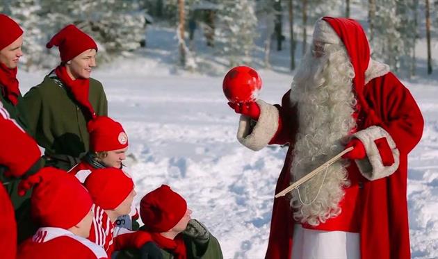 ФУТБОЛЬНЫЙ САНТА-КЛАУС, ФОТО YTIMG