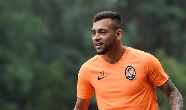 Майкон, ФК Шахтер