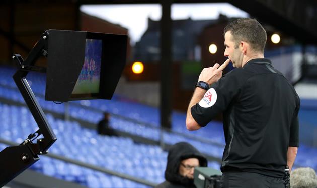 Майкл Оливер, Getty Images