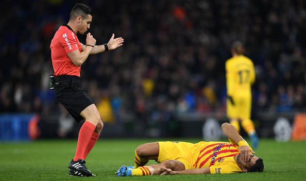 Судья и Луис Суарес, Getty Images