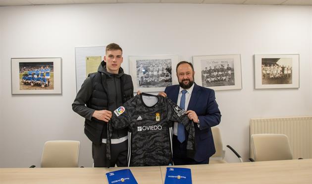 Андрей Лунин (слева), realoviedo.es