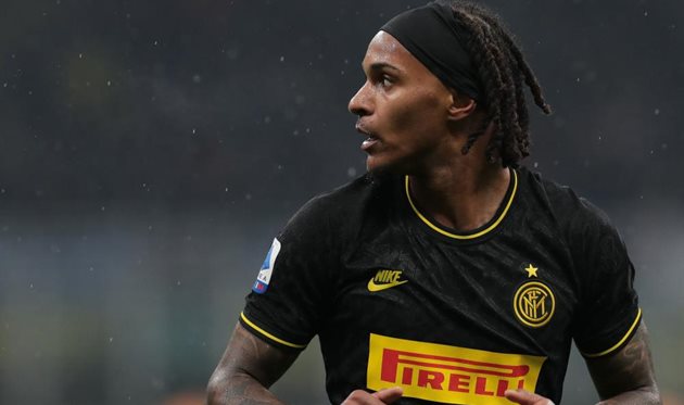 ВАЛЕНТИНО ЛАЗАРО, GETTY IMAGES 